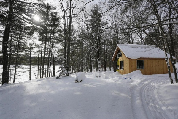 Clary Lake Bed and Breakfast image 6